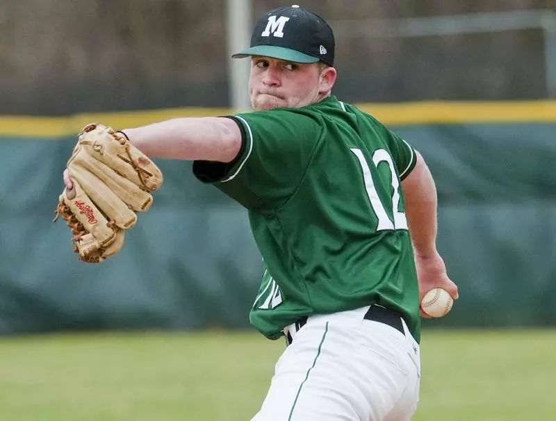 Manhattan Baseball Drops Contest at Tennessee