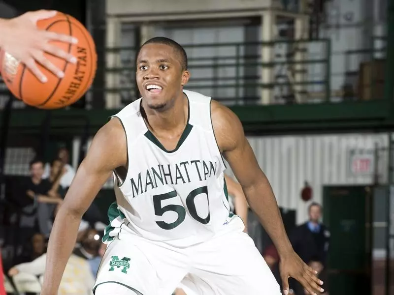 Jaspers Run Away with Eighth Straight Win