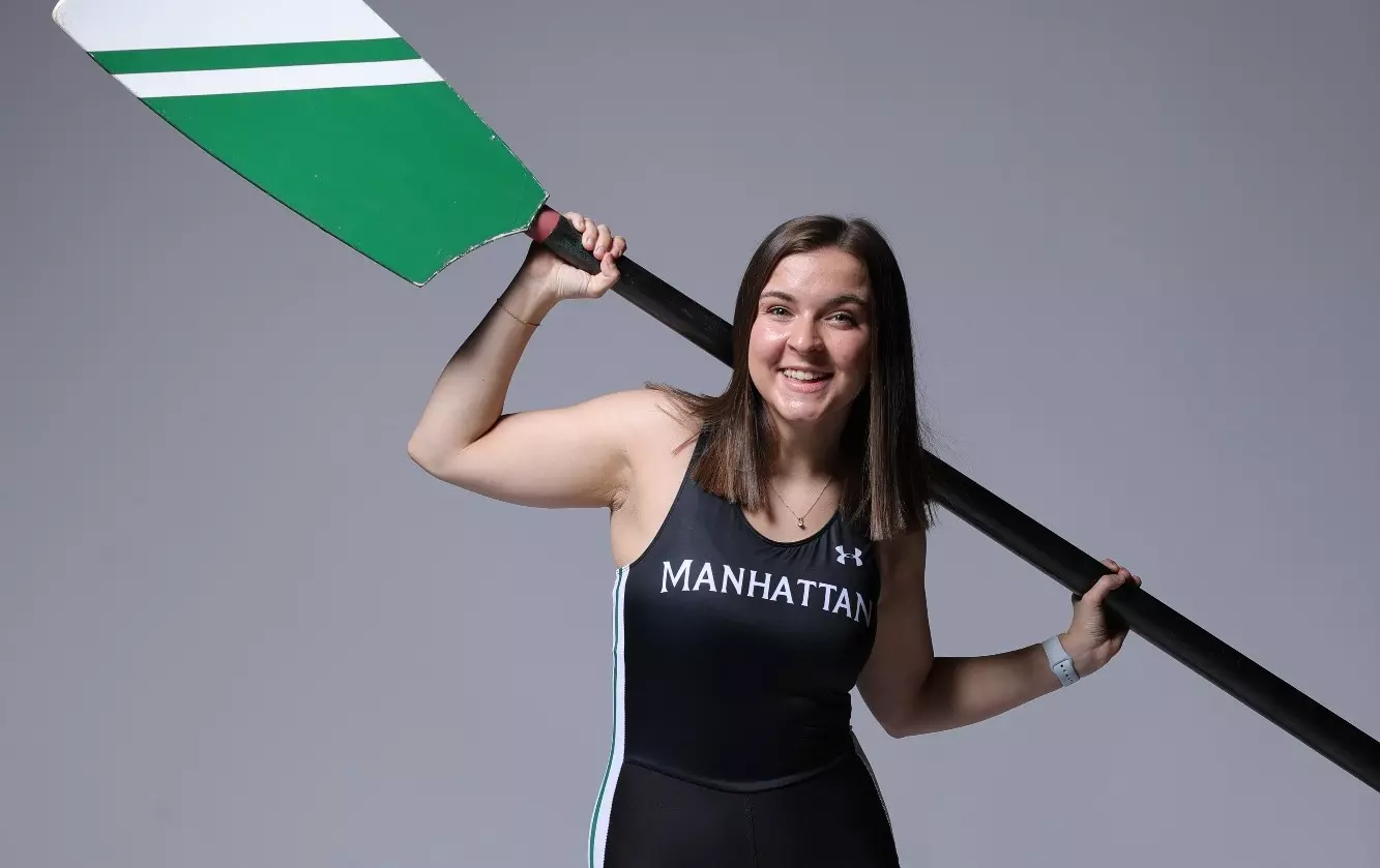 Lydia Gialluca 2023 Rowing Posed Shot